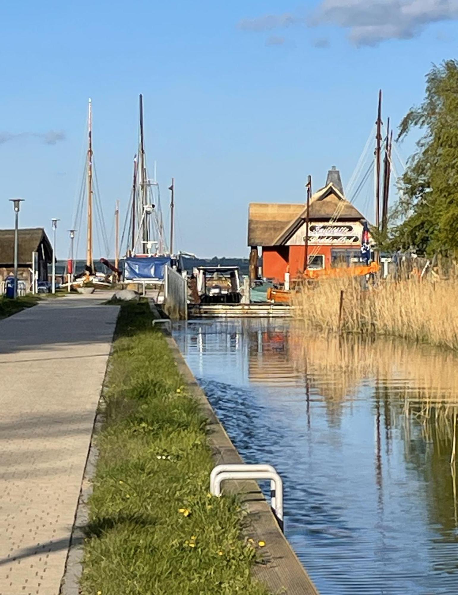 Zimmer In Hafennaehe Dierhagen Exterior foto